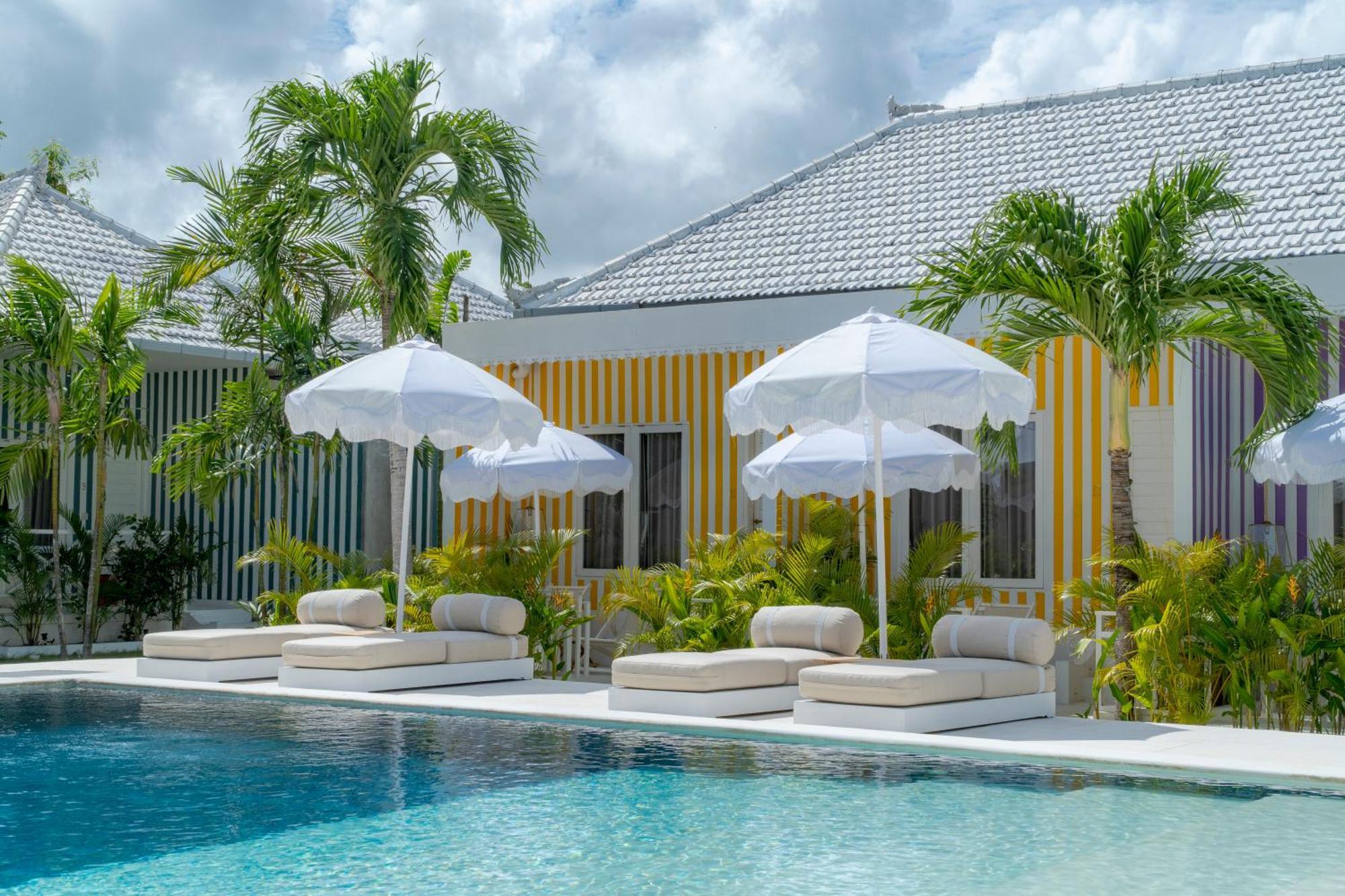 Ria Uluwatu, Tropical Chic Hotel Quarto foto